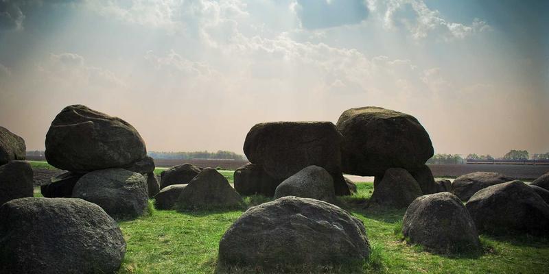 NYZHE5：资讯聚合新范式与媒体生态的智能化演进